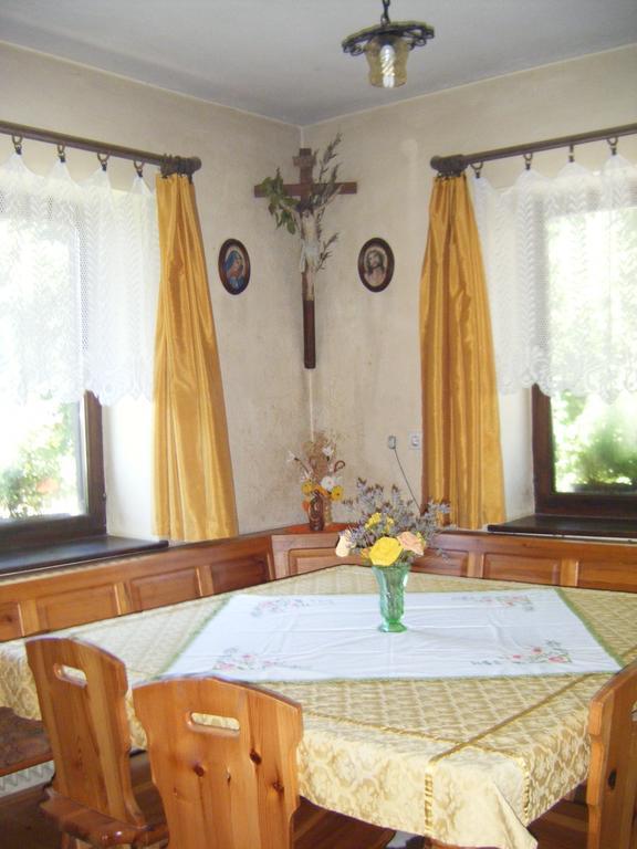 Guest House Kmetija Dane Esterno foto